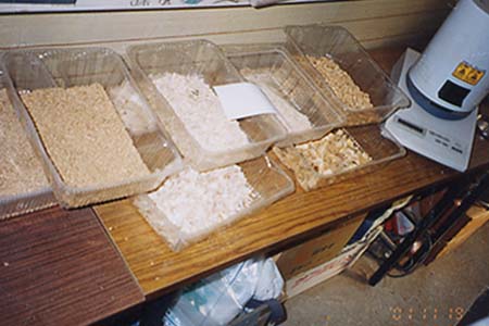 003-03.jpg (29854 oCg)